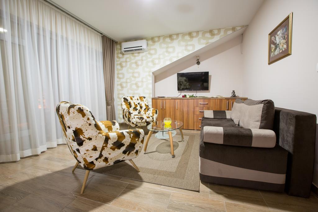 Apartmani Mg Nikšić Eksteriør billede