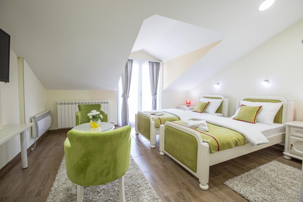 Apartmani Mg Nikšić Eksteriør billede