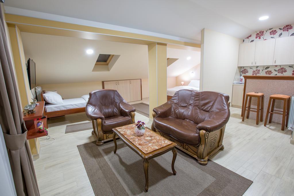 Apartmani Mg Nikšić Eksteriør billede